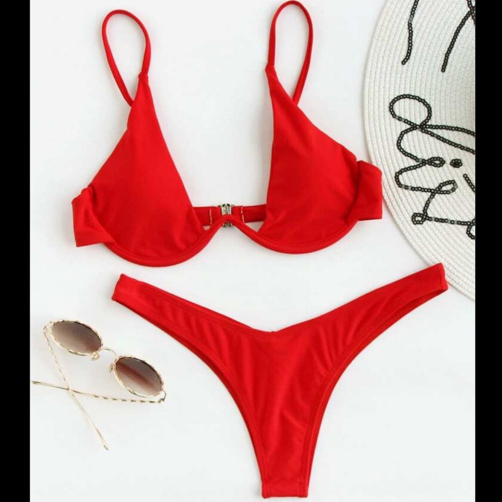 Red Underwire Highleg Bikini